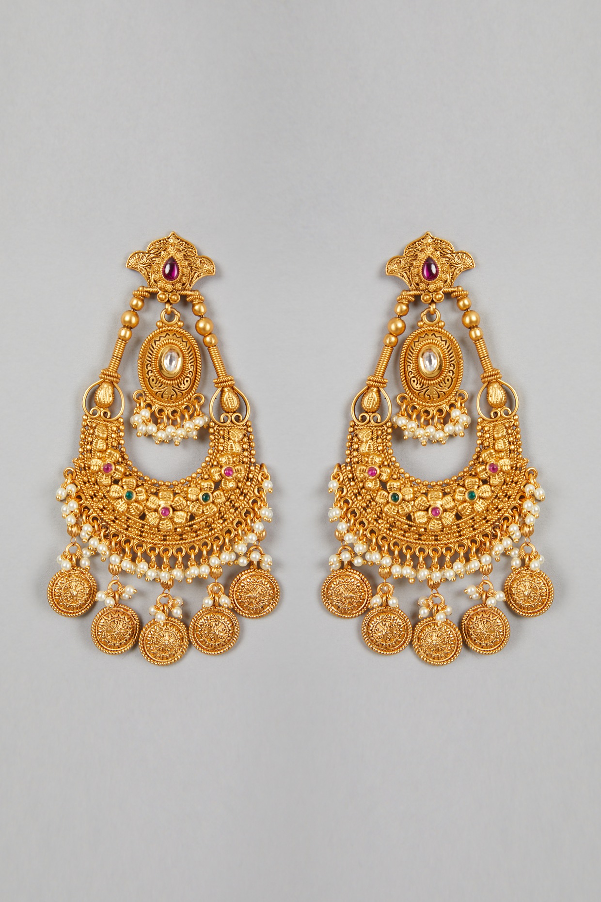 6 Best Long Gold Earrings Designs for Ladies - People choice